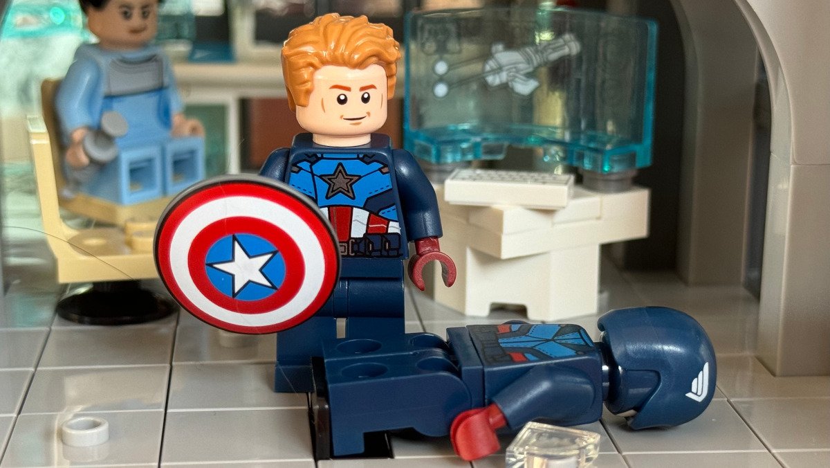 Two Captain America figures in the LEGO Avengers Tower