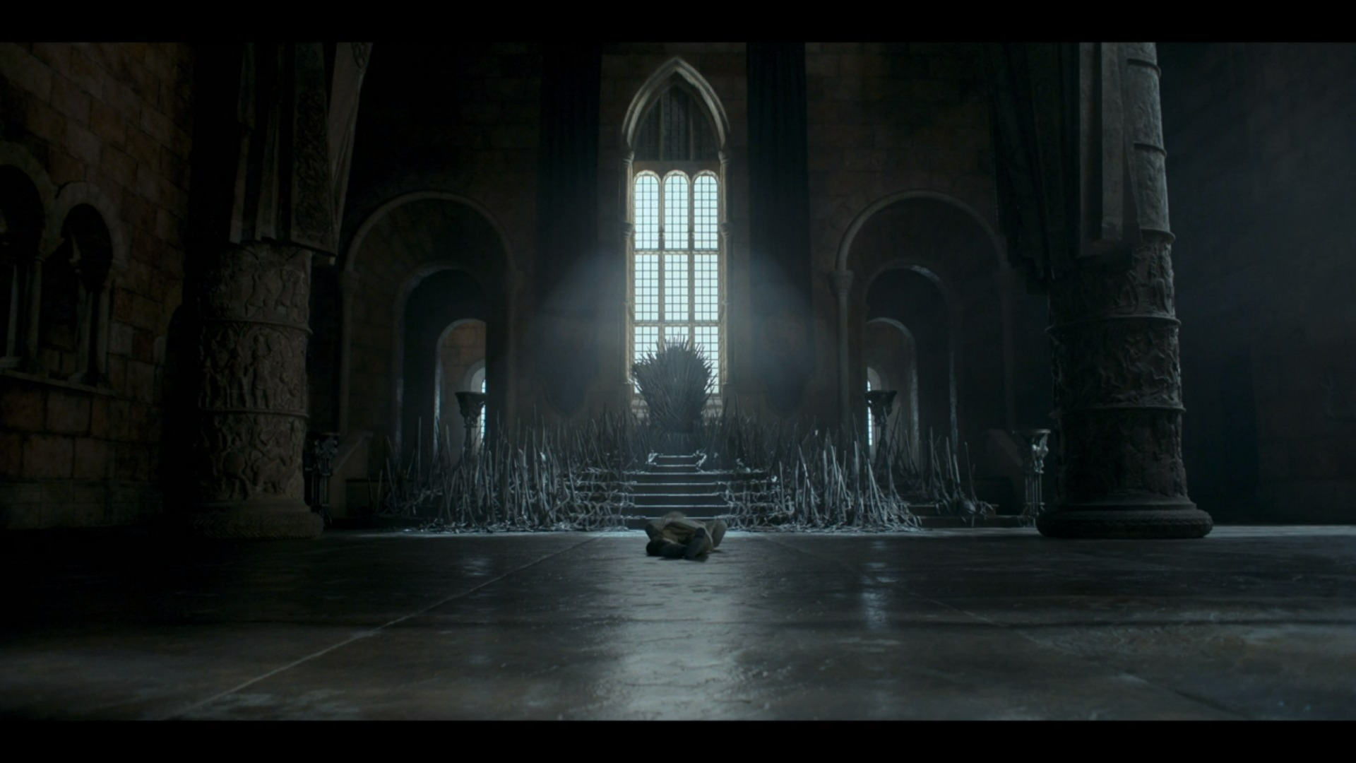 Daemon Targaryen on the floor in House of the Dragon 